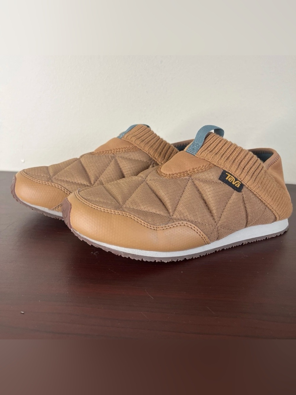 Teva Brown Slip-On Quilted Athletic Shoes (SIize 6)
